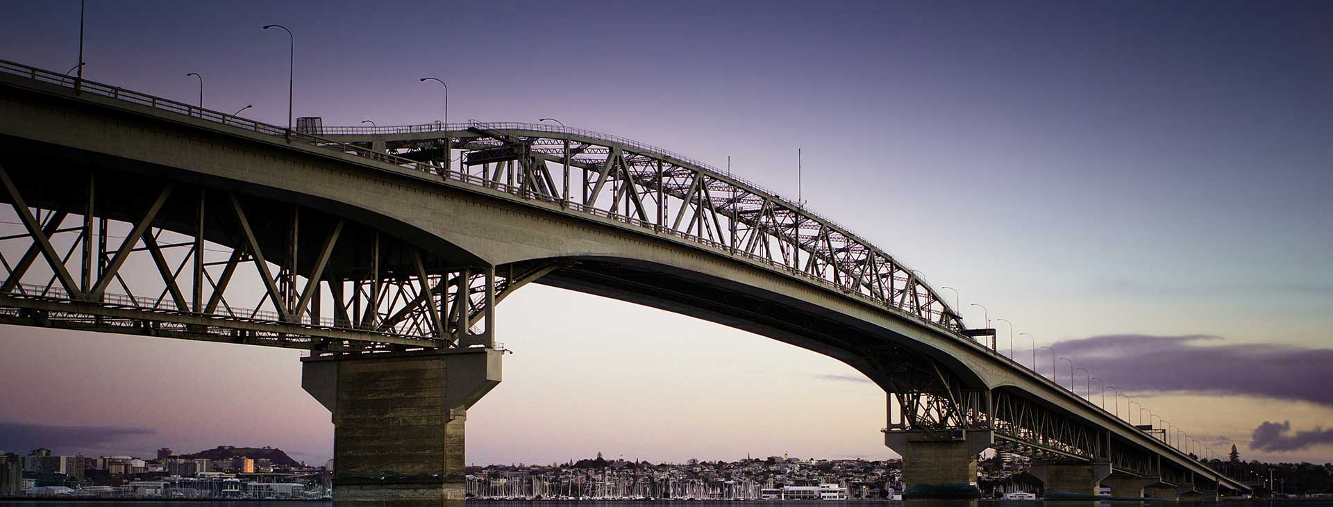 Auckland North Harbour Bridge - Bridge Your Way to Franchise Ownership